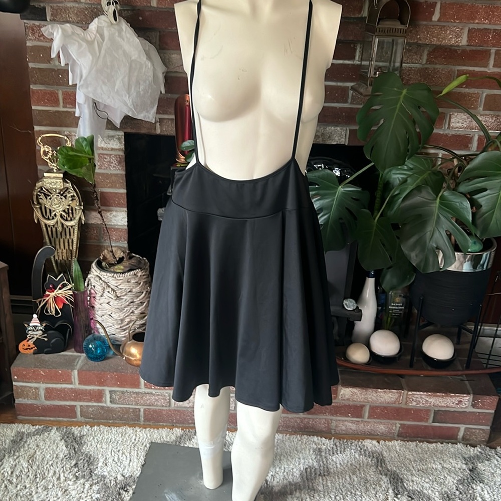 SHEIN Curve 1X Underbust Suspender Skater Skirt